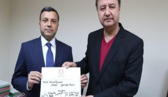 Yüreğir Belediye Başkanı Fatih Mehmet Kocaispir Mazbatasını Aldı