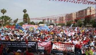 Adana’da 1 Mayıs Coşkusu