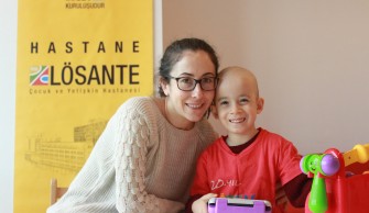 DEPREMDE ÇINARLARIMI KAYBETTİM LÖSEMİ YÜZÜNDEN TOHUMUMU KAYBEDEMEM
