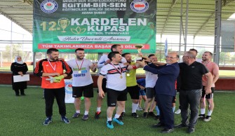 EĞİTİM-BİR-SEN ADANA’NIN DÜZENLEDİĞİ VEFA TEMALI FUTBOL TURNUVASI SONA ERDİ