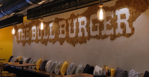 The Bull Burger & Coffee: Adana’nın Yeni Lezzet Durağı!