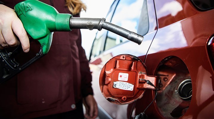 Benzine zam geliyor