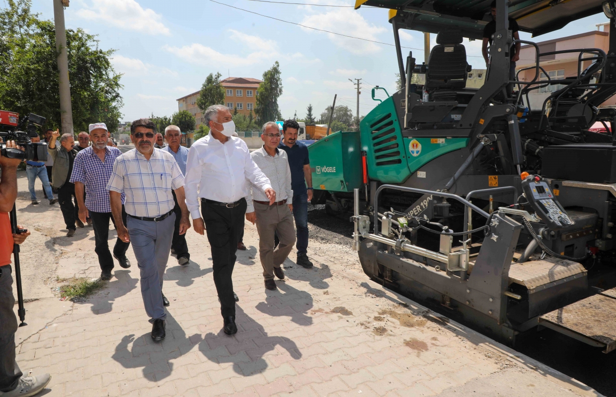 Karalar: Günde  3 bin 500 ton asfalt döküyoruz