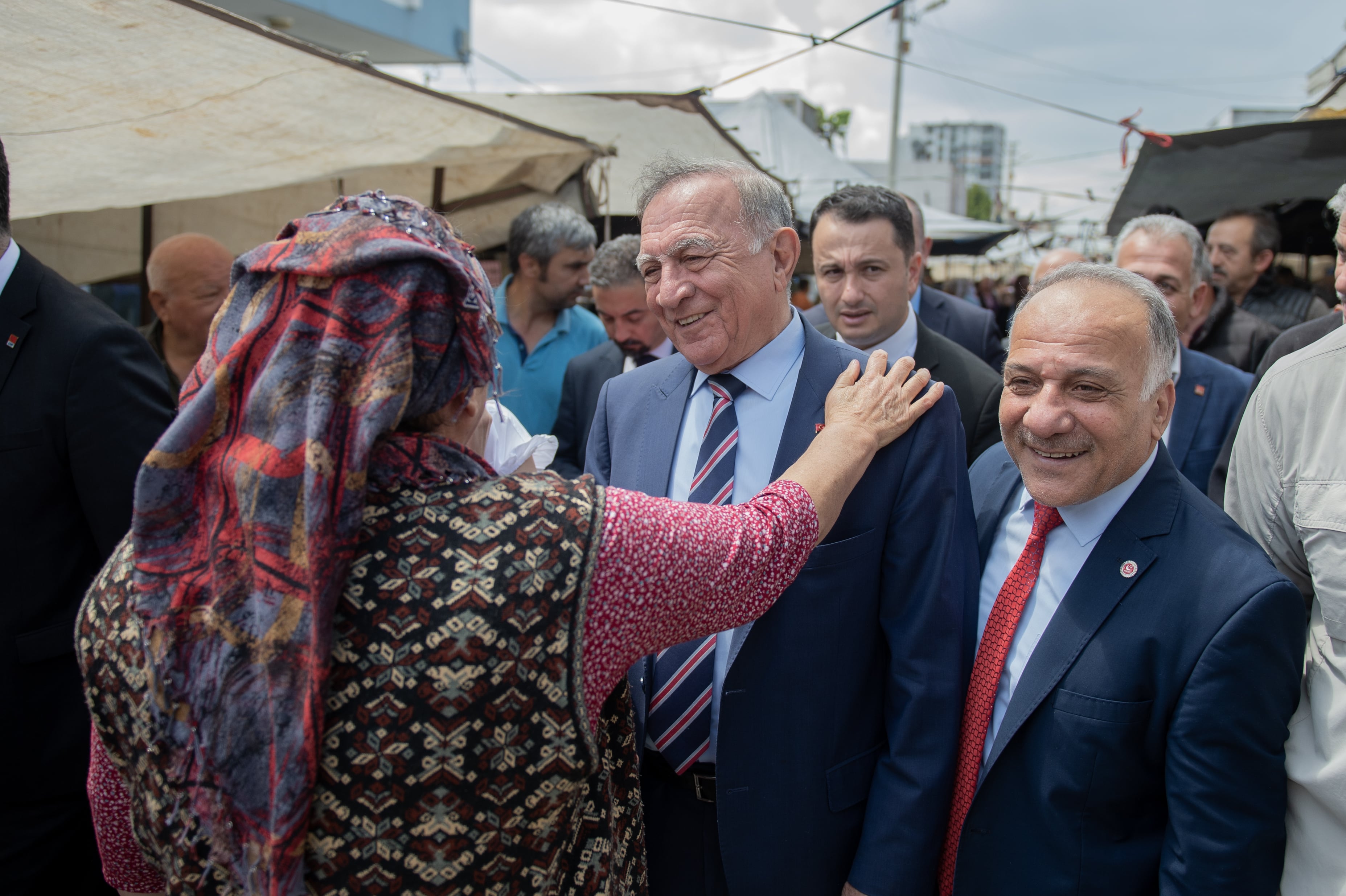 EN BAŞARILI İLÇE BELEDİYE BAŞKANI AKİF KEMAL AKAY