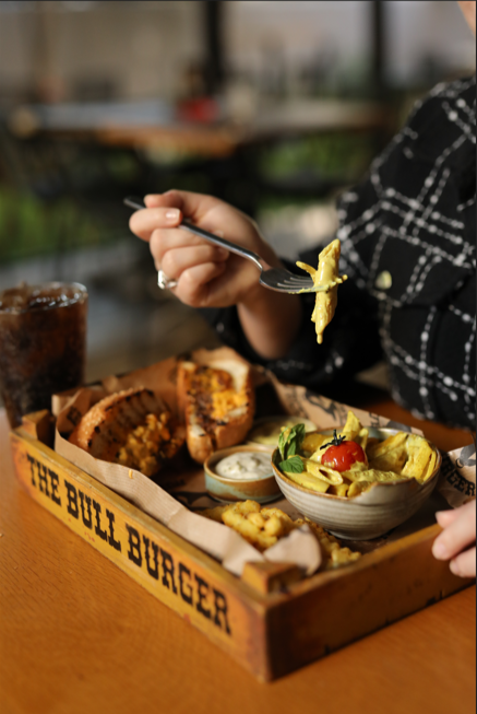 The Bull Burger & Coffee: Adana’nın Yeni Lezzet Durağı!