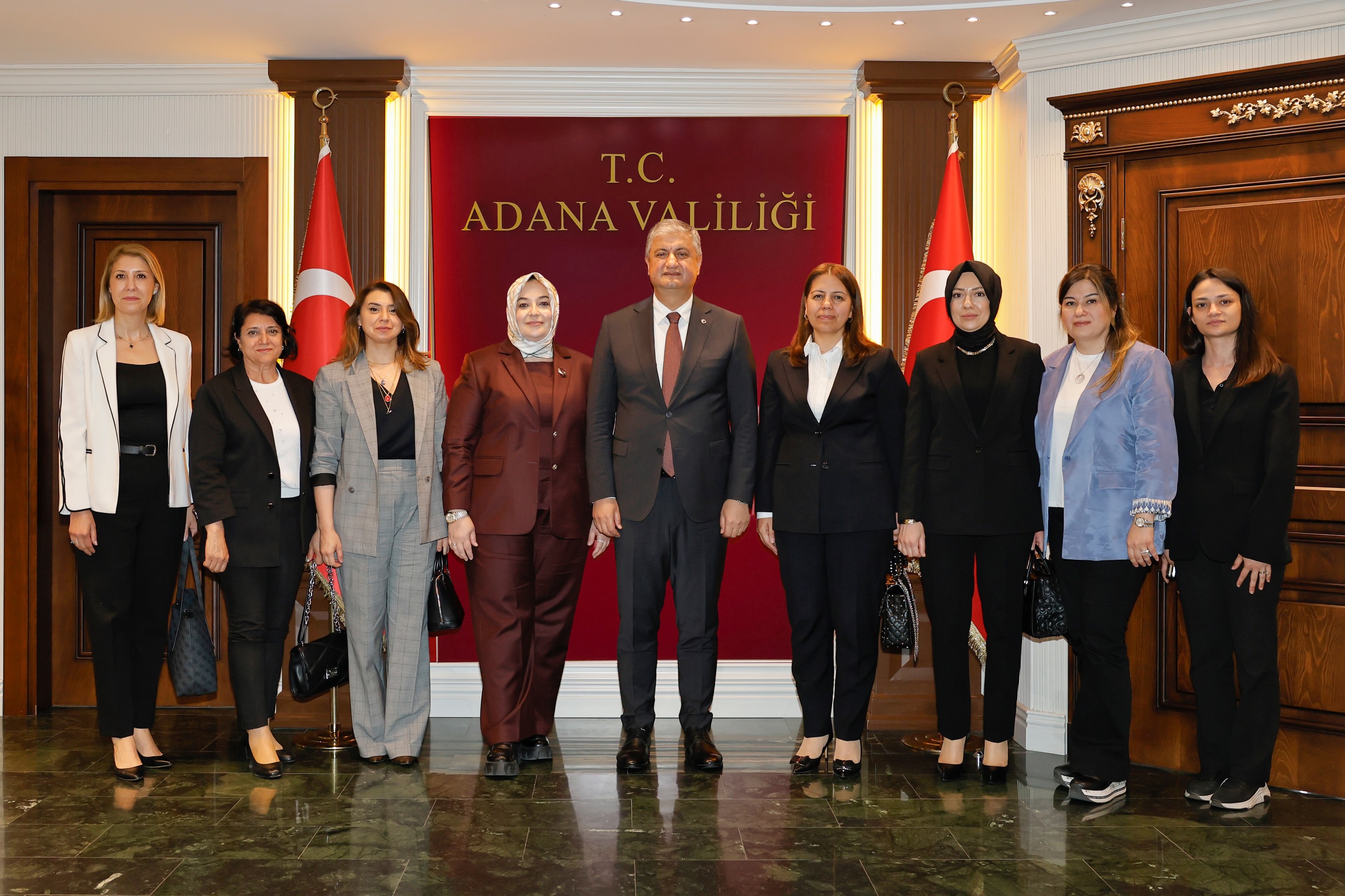 Adana Sanayisinde Kadın Gücü: Vali Mustafa Yavuz’a Stratejik Ziyaret